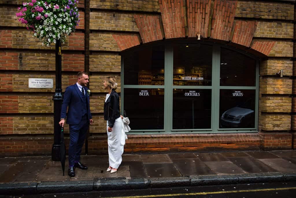 wedding couple on the city streets