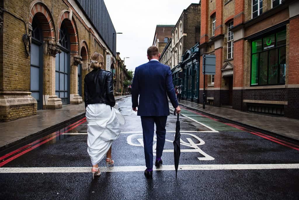 wedding couple on the city streets