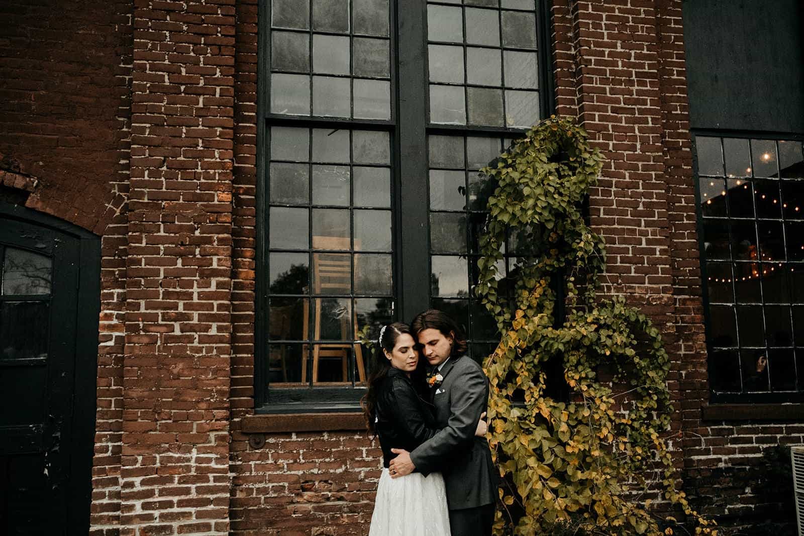 wedding couple outside