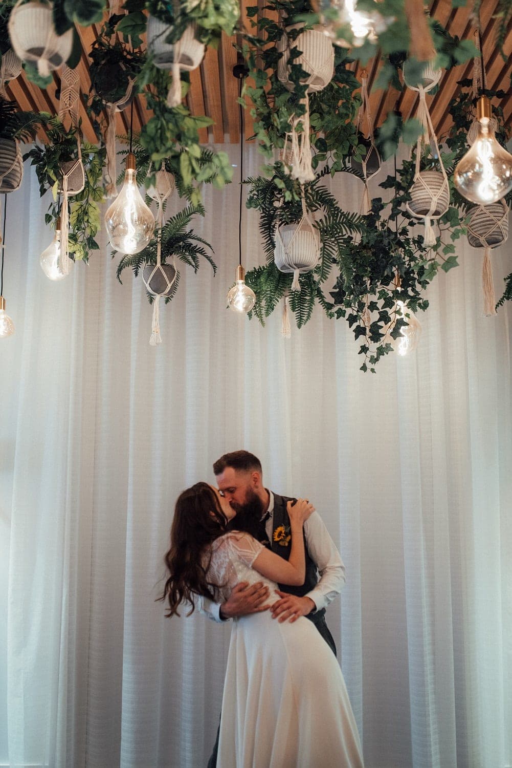 city wedding Sealed with a kiss