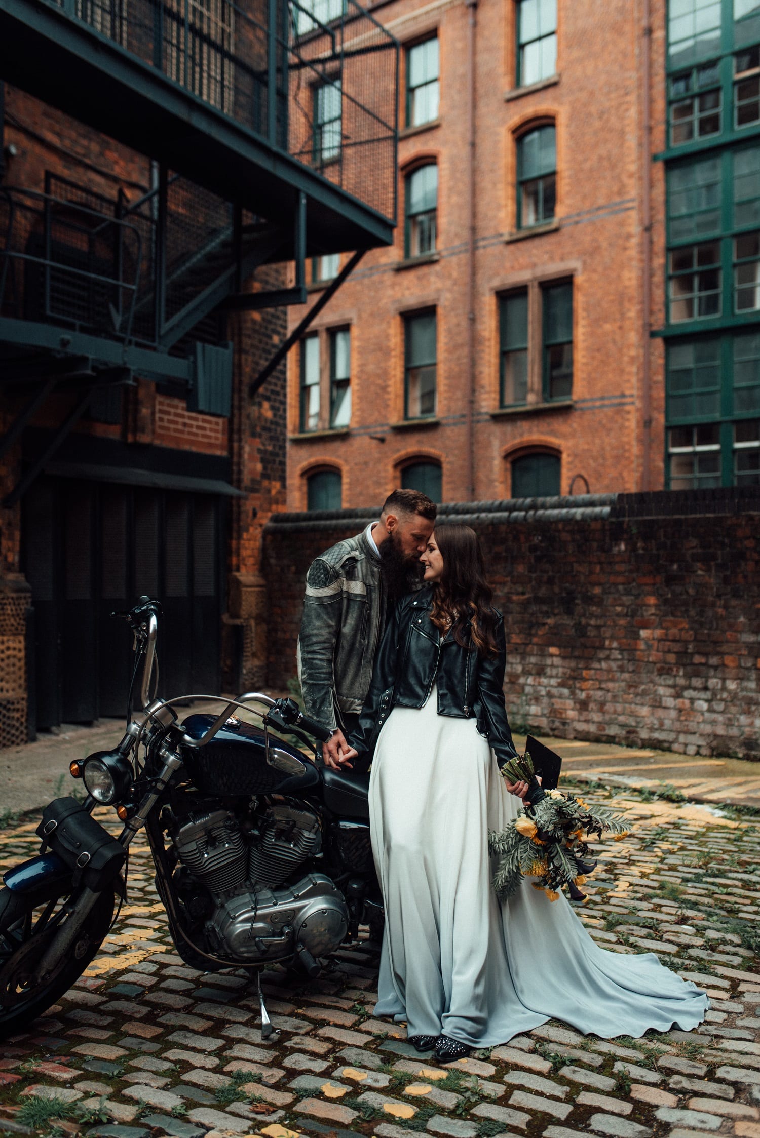 city biker elopement