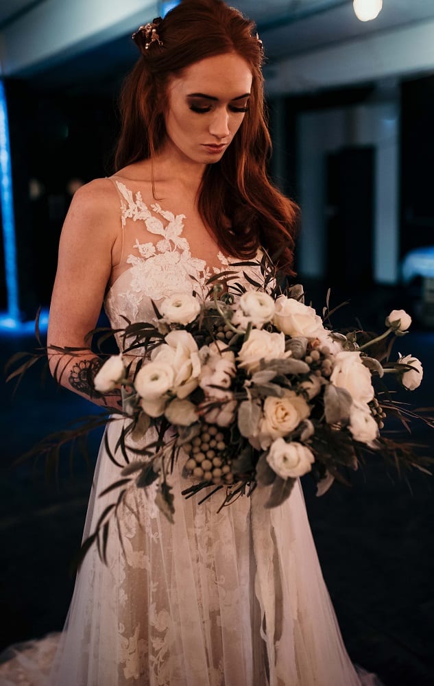 city bride and a cotton bridal bouquet