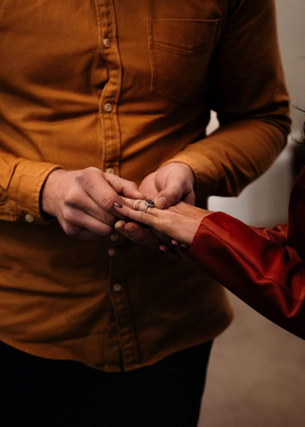 exchanging wedding rings