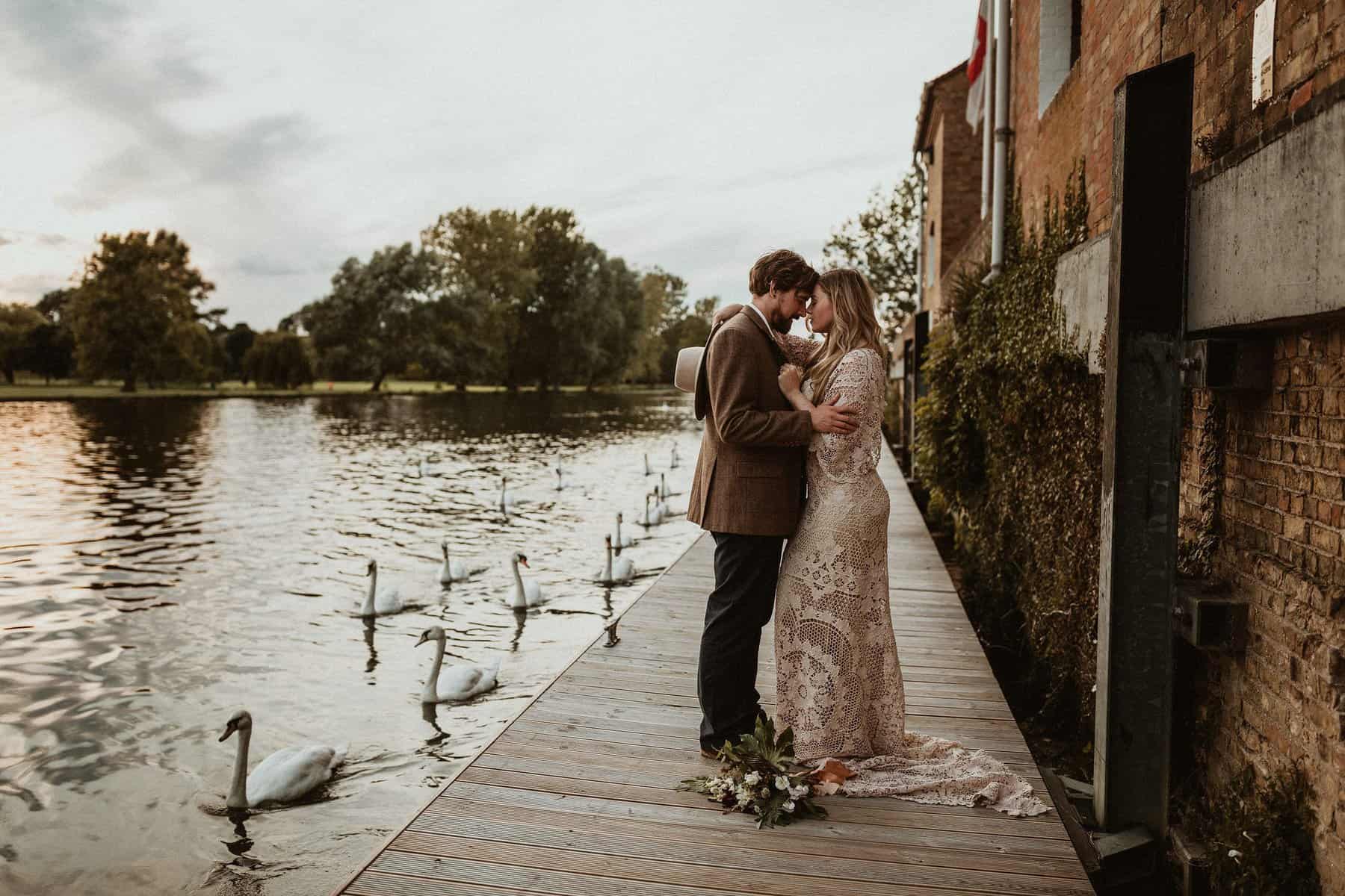 boho wedding couple