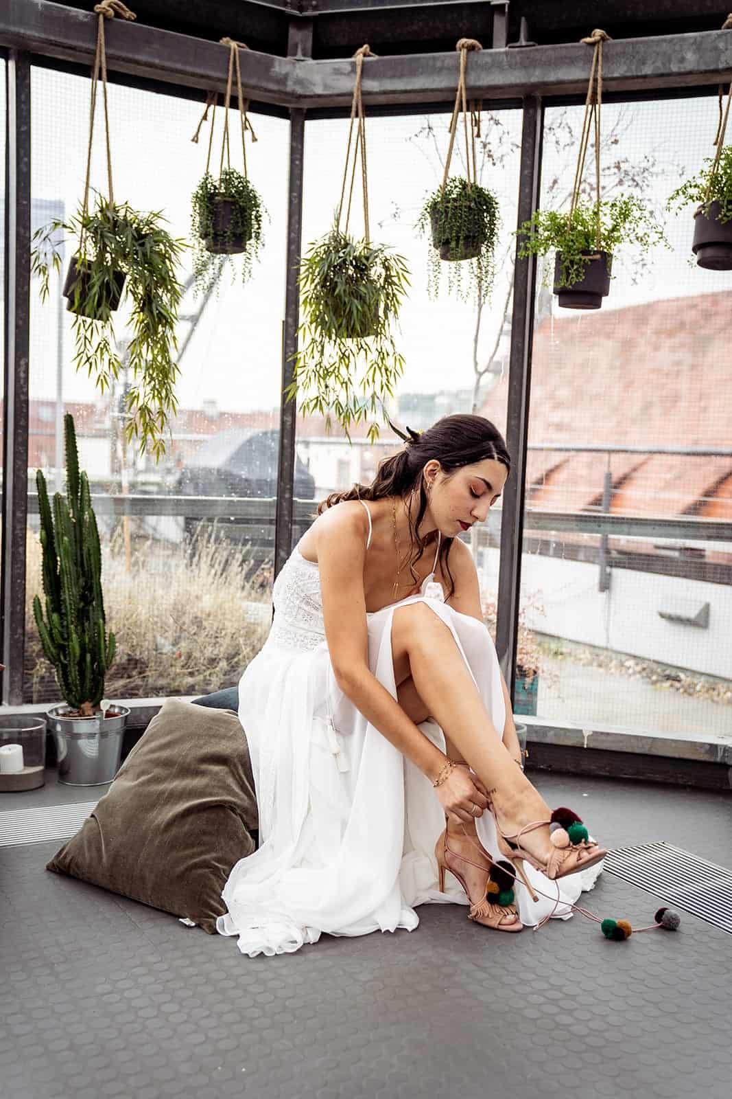 bride getting ready rooftop