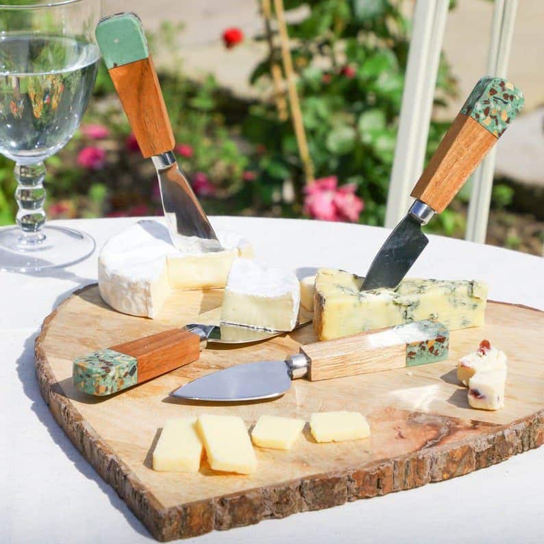 engagement gift cheeseboard