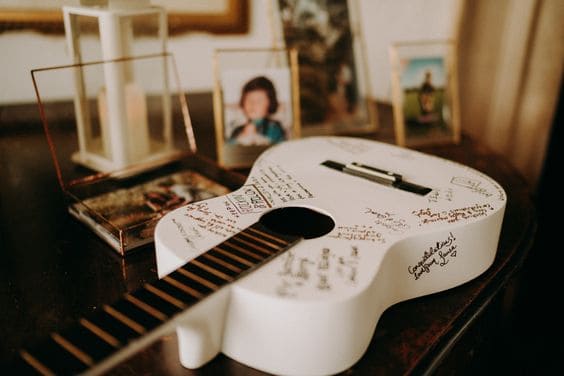 guitar guest book