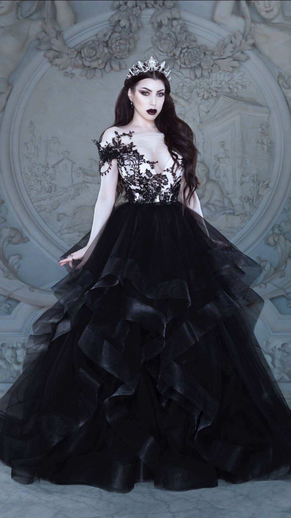 gothic style wedding dress