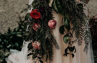 Dark, moody gothic wedding bouquet ideas, including flower guide