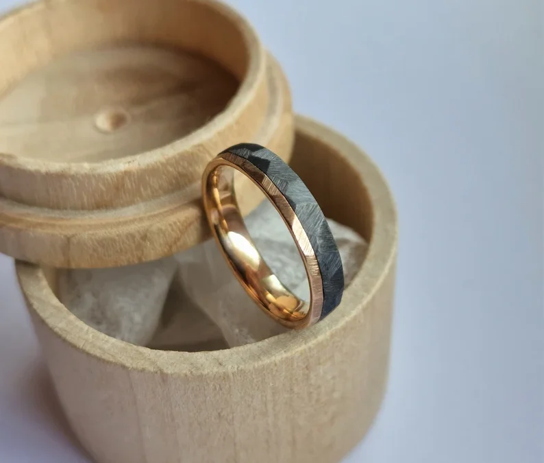 Alternative wedding ring guide and the 20 best unique wedding bands for 2023!