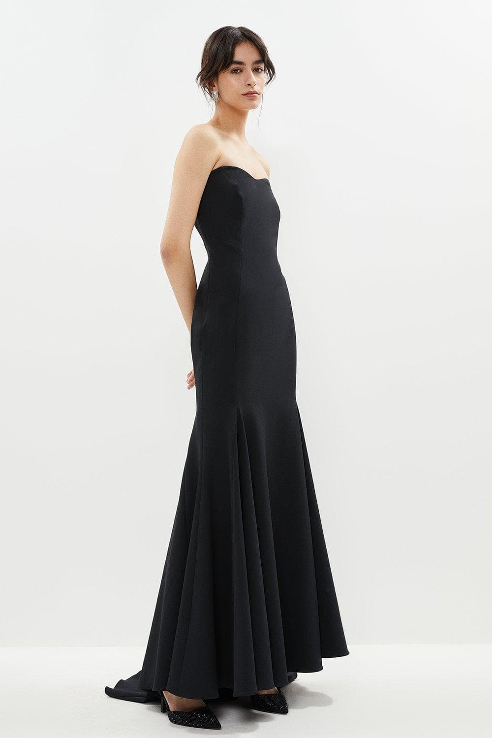 black fishtail wedding dress
