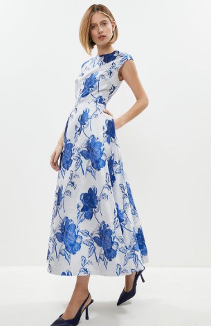 big bold print blue and white mother dress