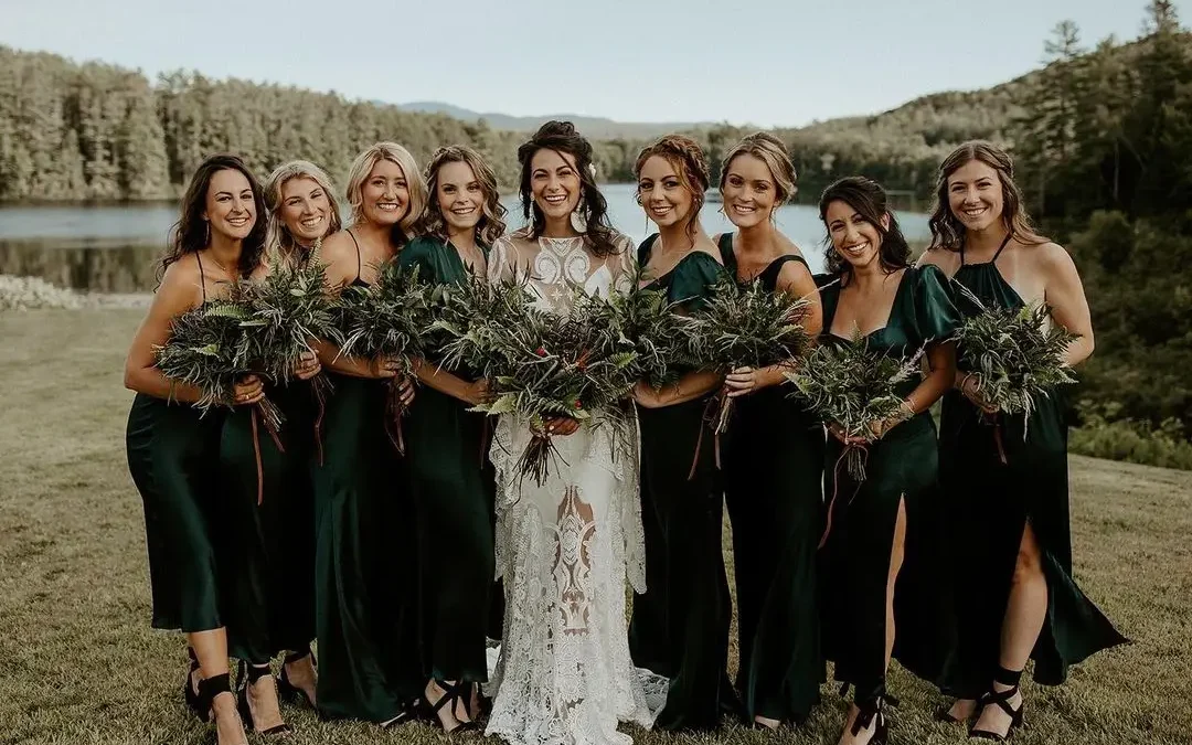 Chilly Weather, Hot Looks: Stylish Bridesmaid Dresses for Winter Weddings