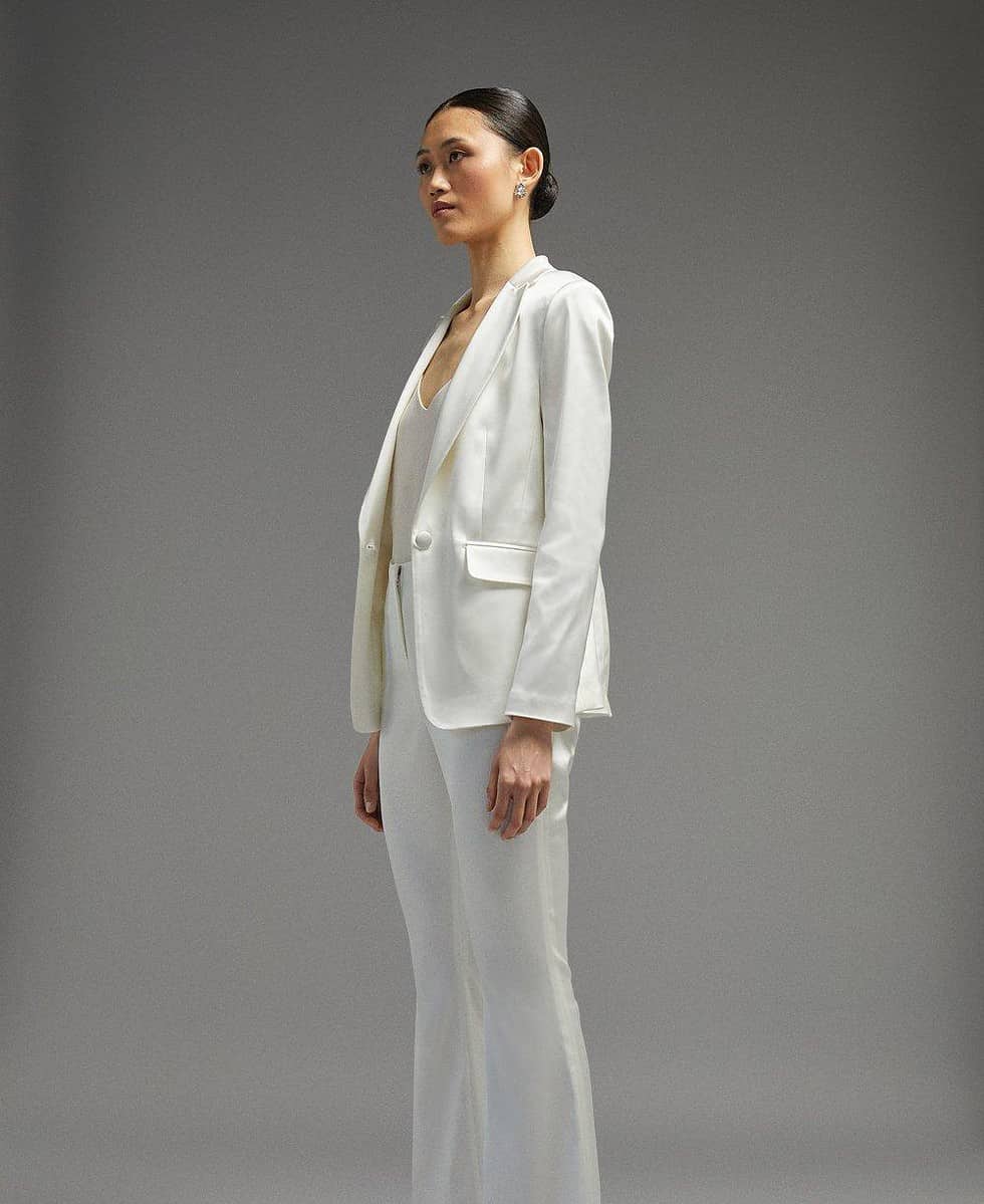 The top 15 bridal suits - 2024 must have white wedding pantsuits!