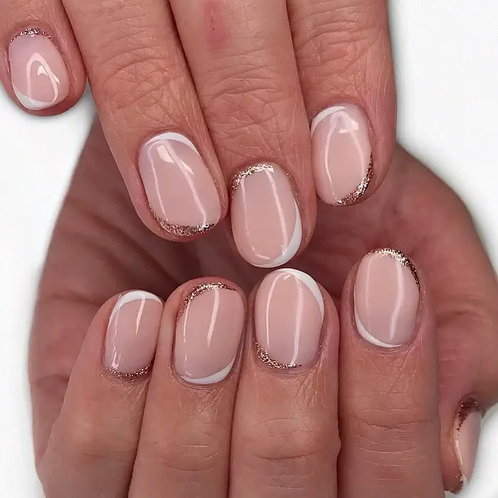 neutral shade bridesmaid nails 