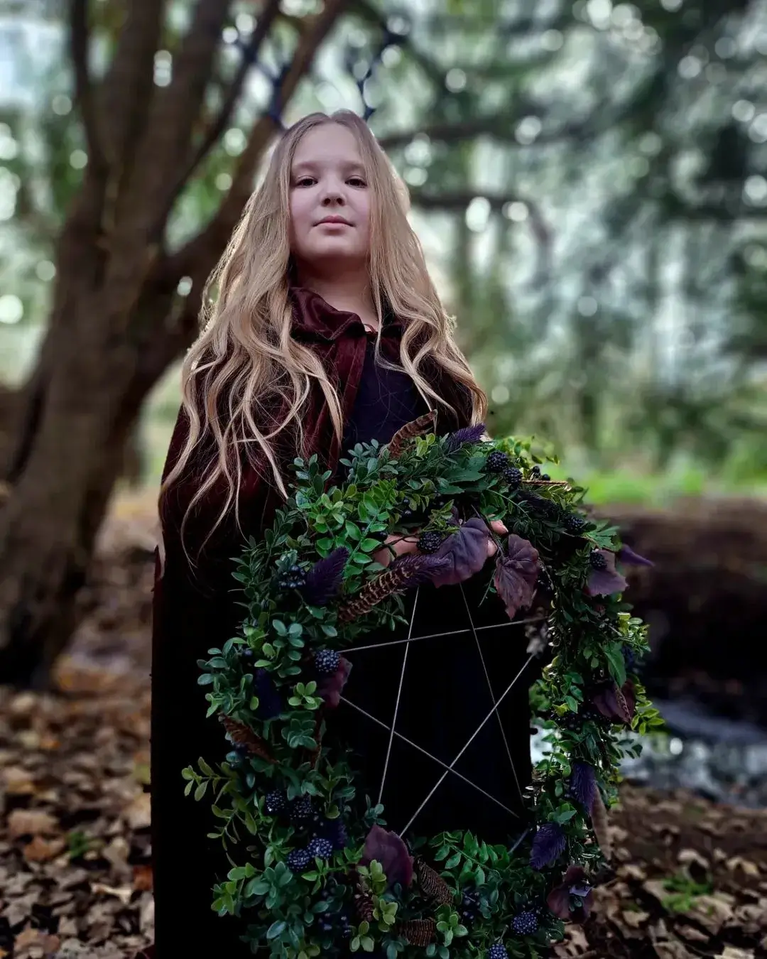 bride with a witchy bridal bouquet