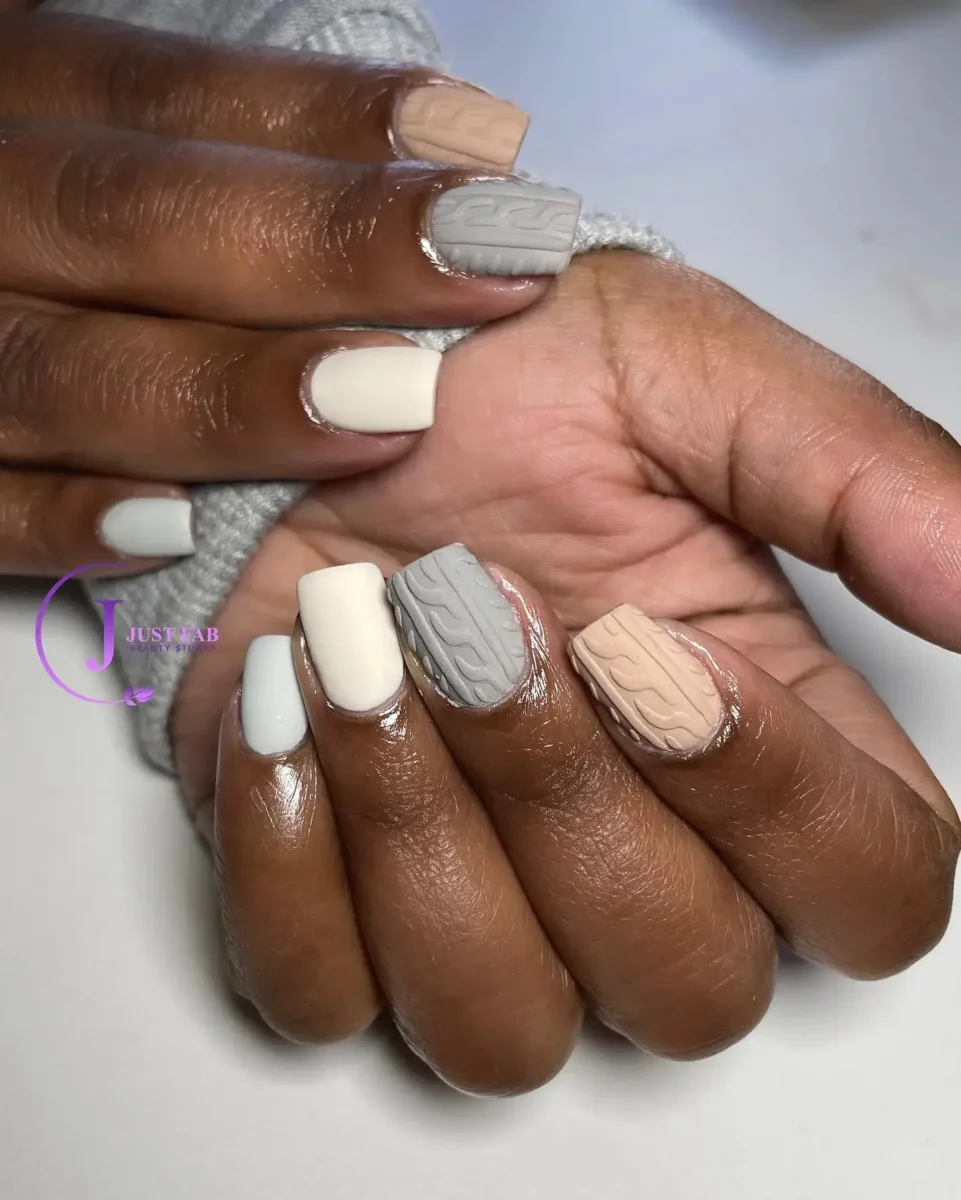 textured patterned nails 