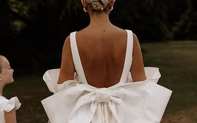 Modern Bow Wedding Ideas that are not just Coquette
