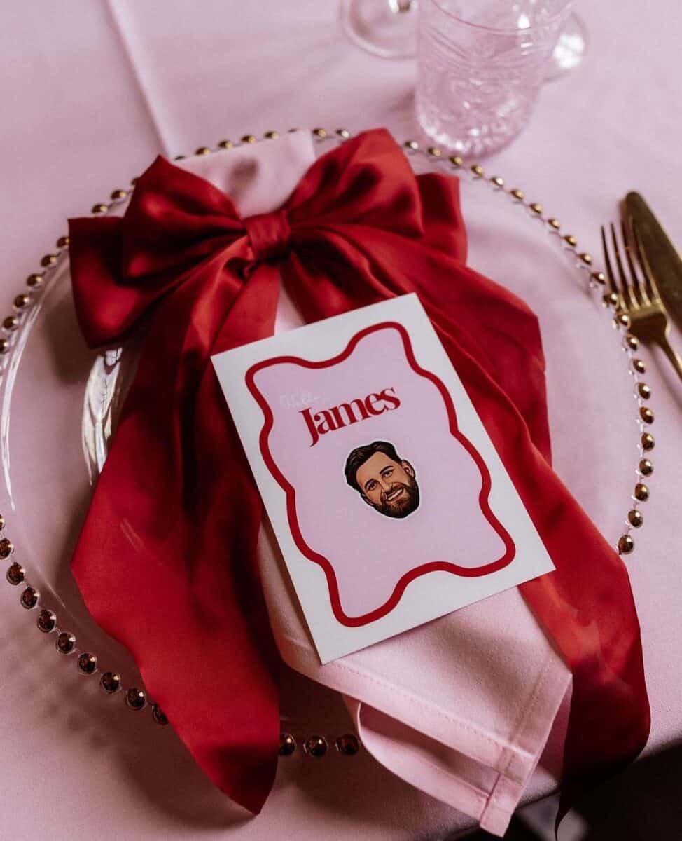 red bow on place setting 