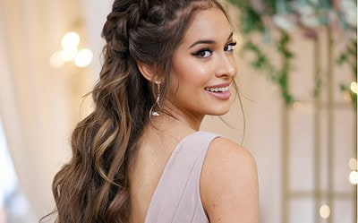 11 Stunning Half Up Hairstyles for Bridesmaids