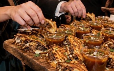 30 Winter Wedding Appetizer Ideas for a Cozy Seasonal Menu